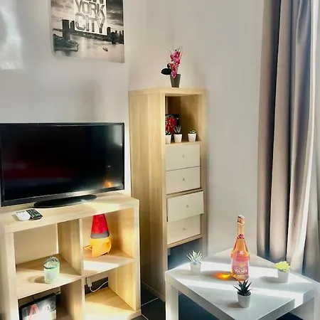 Juan 1 Yourhosthelper Apartmán